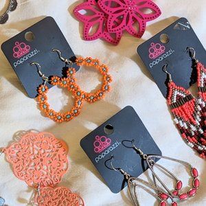 Lot of 32 Paparazzi Pieces